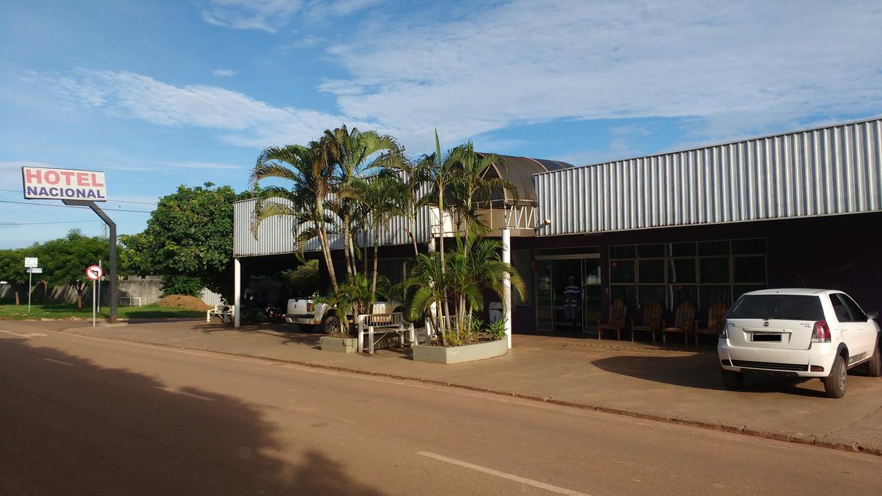 Hotel Nacional Pimenta Bueno Exteriör bild